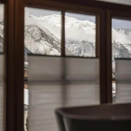 Im Weidach Superior 木屋 洛伊塔施